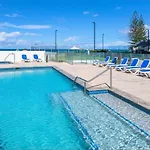 Breakers Beach Retreat
