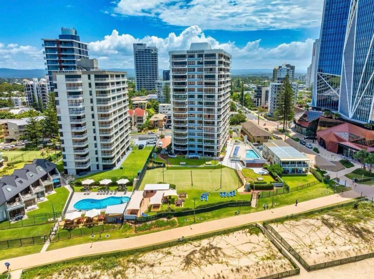 Apartment Breakers Retreat *